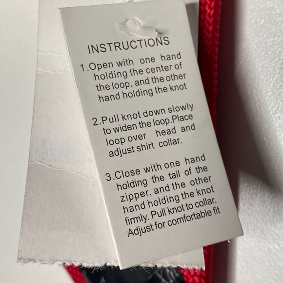 New Von Maur XMI Red Zip Neck Tie 11"Formal Wedding Event (Boys 4-7) - Picture 5 of 8